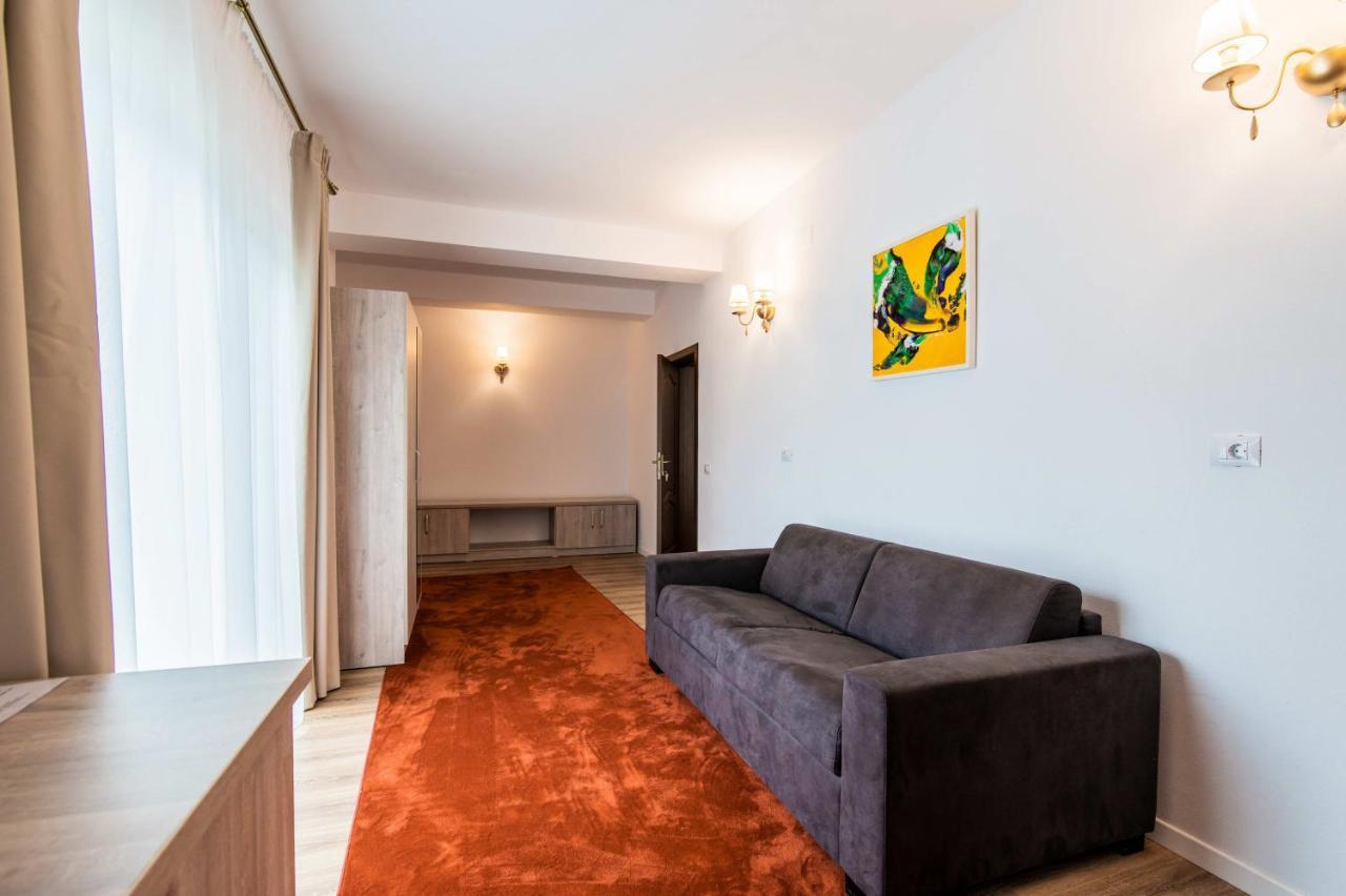 Hotel Class Brezoi Zewnętrze zdjęcie