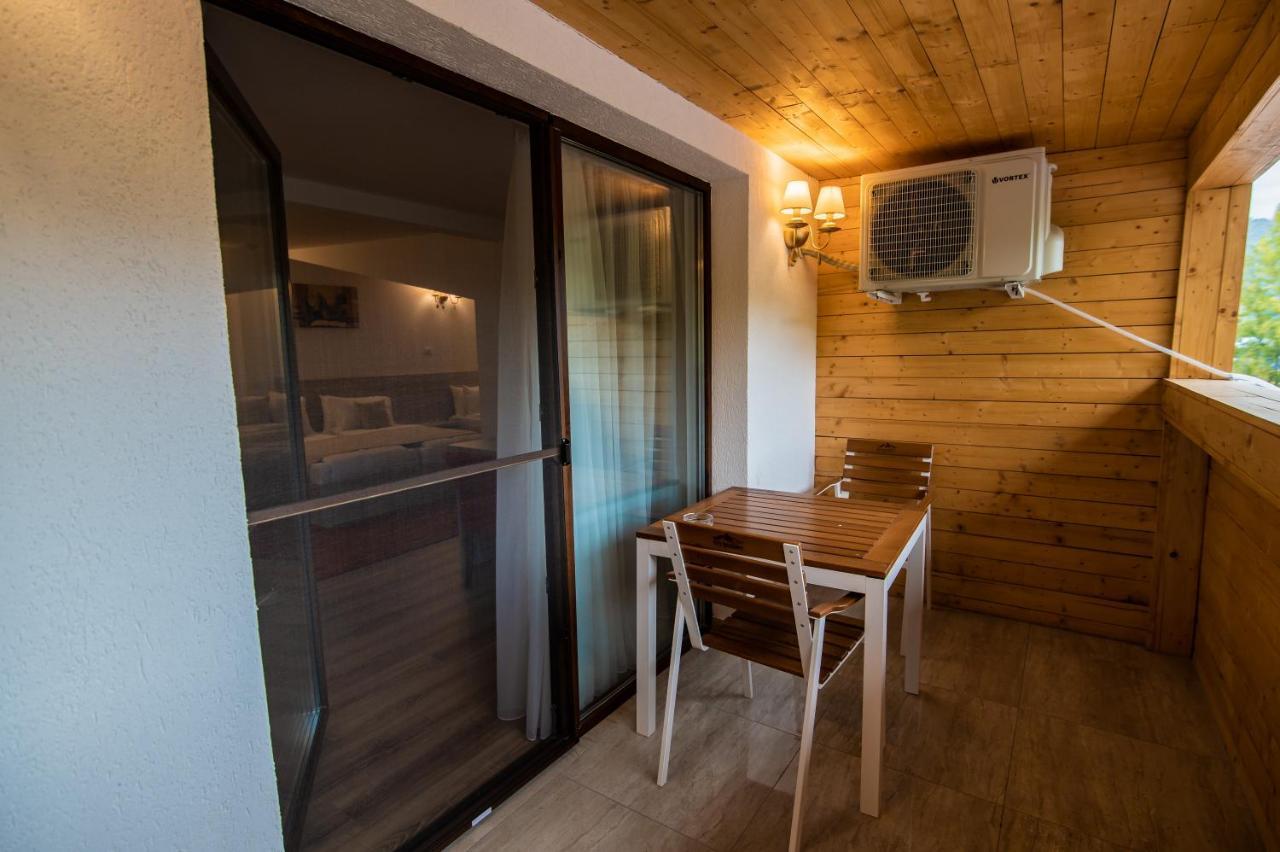 Hotel Class Brezoi Zewnętrze zdjęcie